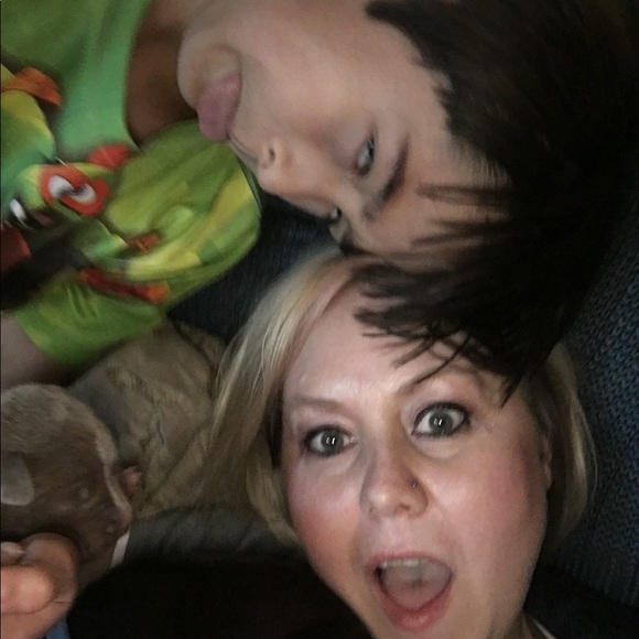 Meet your Posher, Susan - Picture 3 of 5